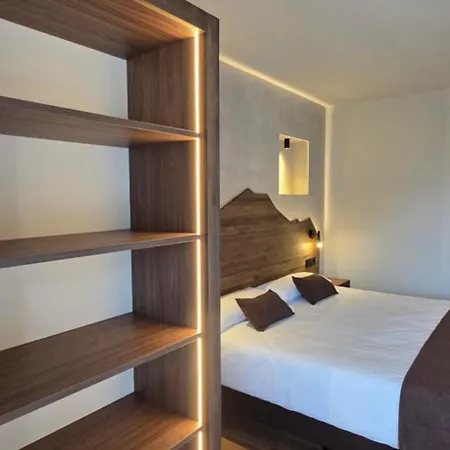 Hotel Xia Boutique 2*